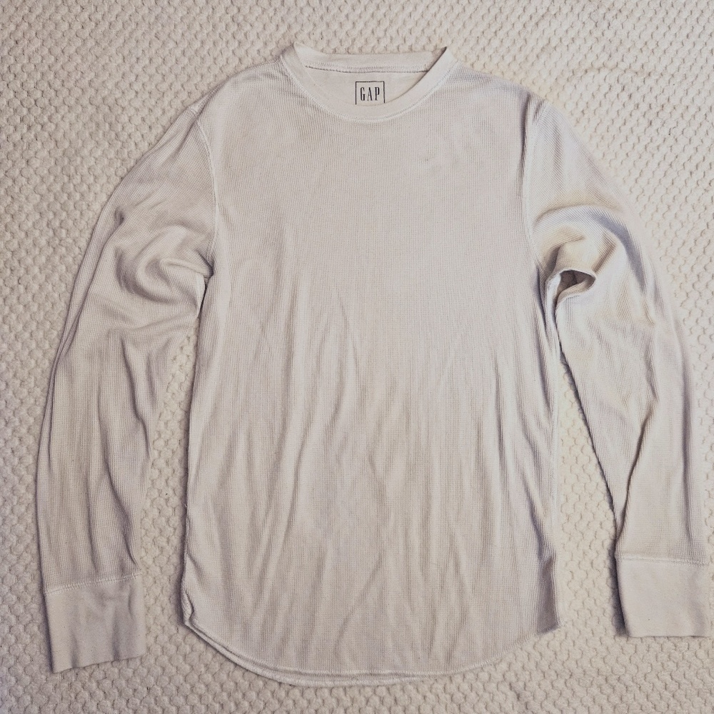 GAP White Long Sleeve Tee